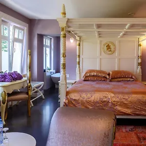 Saint-georges -located In The Centre Of Bruges- Bed & Breakfast