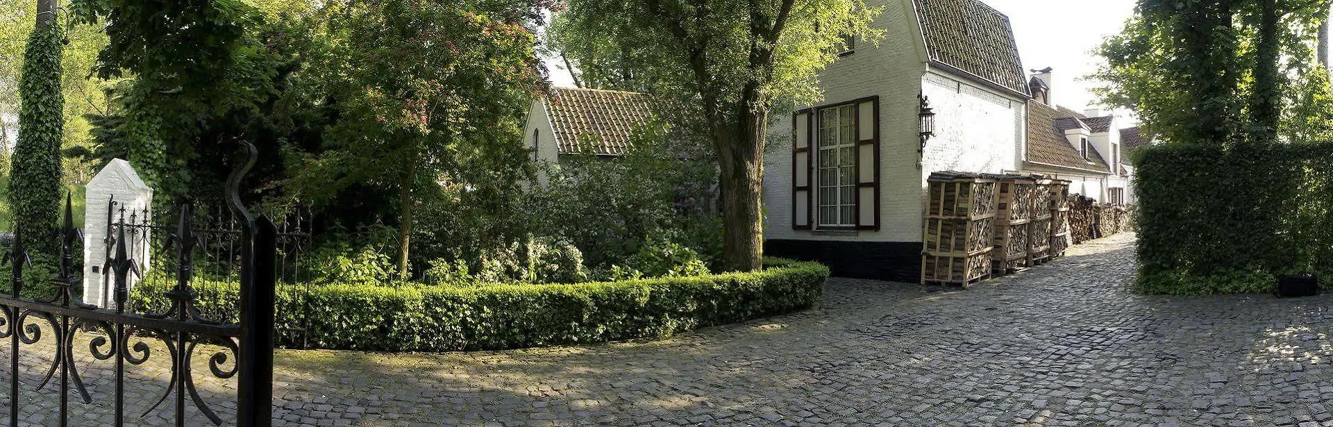 B&B Pronkenburg Brujas 4*,  Bélgica