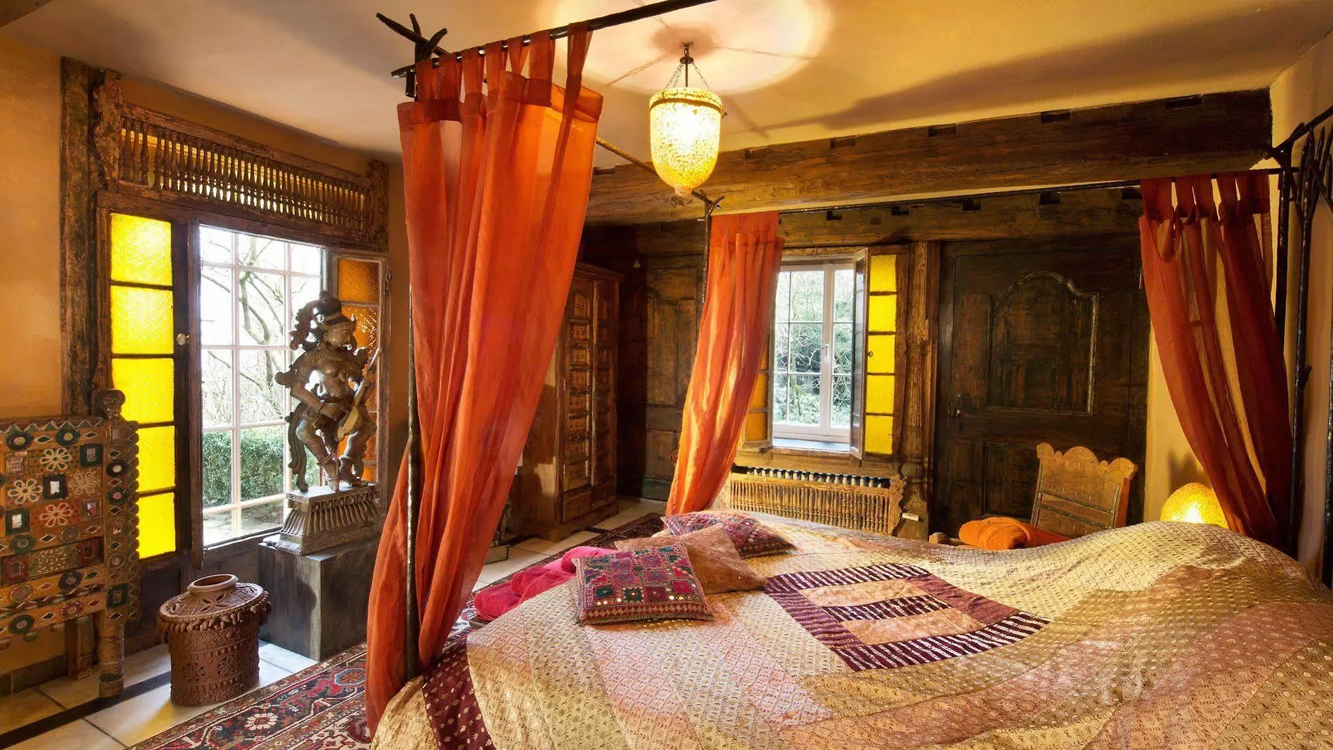 B&B Pronkenburg Lissewege Bed & Breakfast